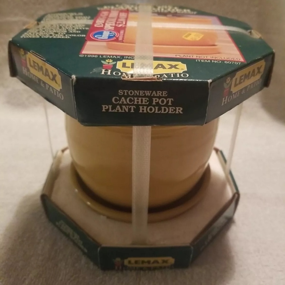 1996 Vintage LEMAX HOME & GARDEN STONEWARE YELLOWISH CACHE POT PLANT HOLDER NEW
